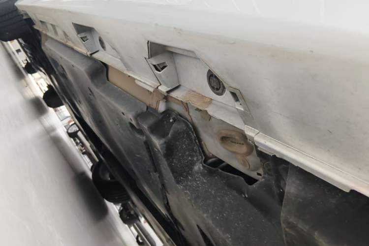 Used Toyota Camry 2023 2.0GVP Premier Edition Left Side Sill