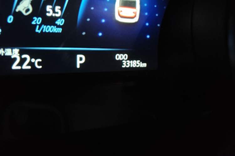 Used Toyota Camry 2023 2.0G Luxury Edition Odometer Close Up