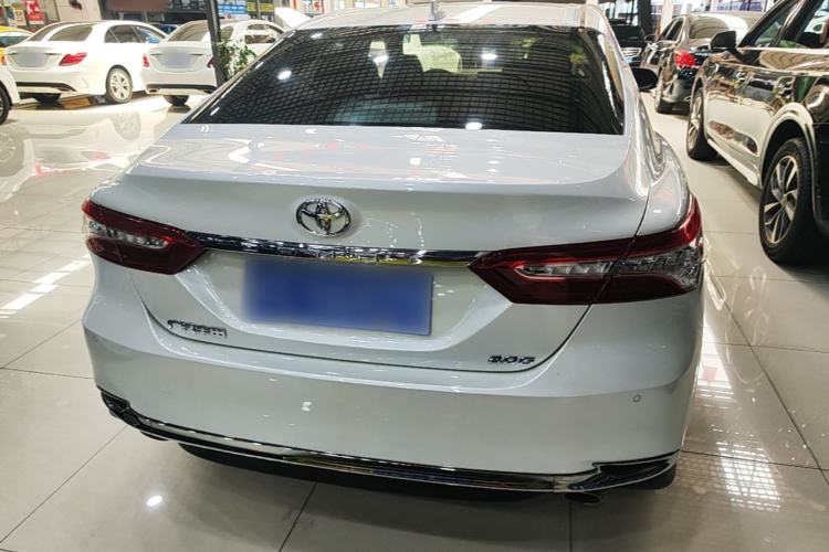 Used Toyota Camry 2023 2.0G Luxury Edition Rear