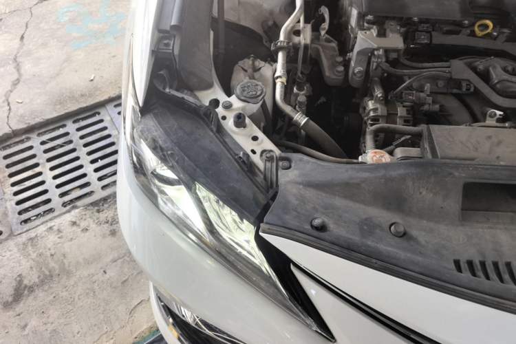 Used Toyota Camry 2023 2.0G Luxury Edition Right Front Headlight