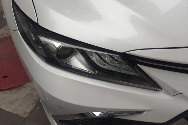 Used Toyota Camry 2023 2.0G Luxury Edition Right Front Headlight