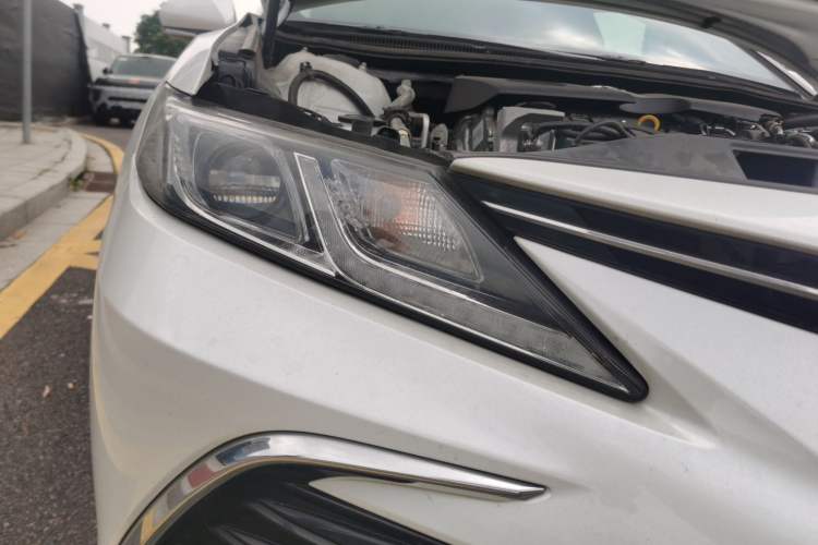Used Toyota Camry 2023 2.0GVP Premier Edition Right Front Headlight