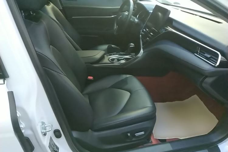 Used Toyota Camry 2023 2.0G Luxury Edition Right Front Seat