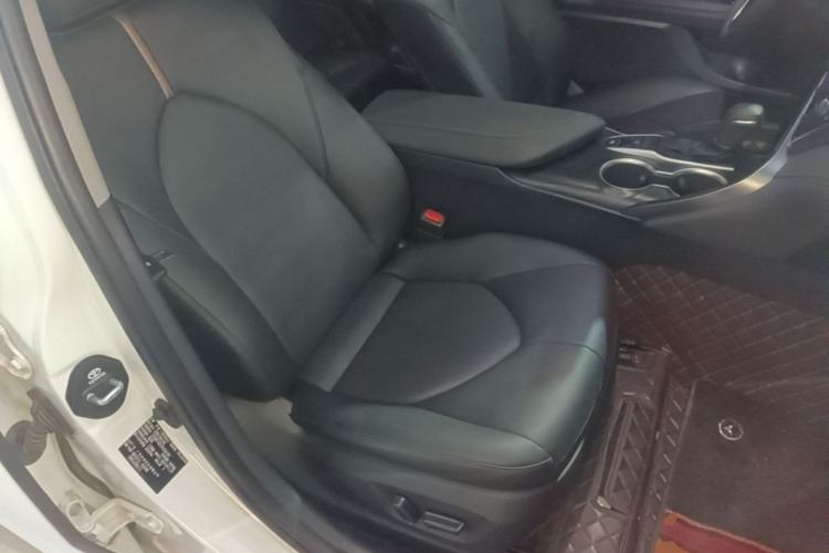 Used Toyota Camry 2023 2.0GVP Premier Edition Right Front Seat