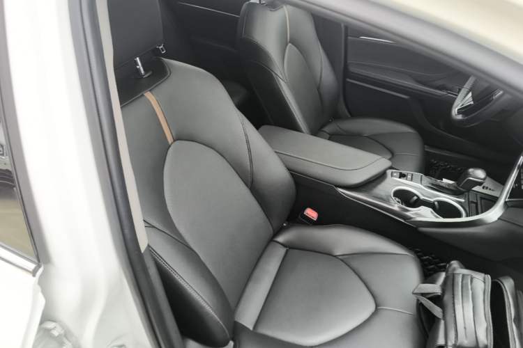 Used Toyota Camry 2023 2.0G Luxury Edition Right Front Seat