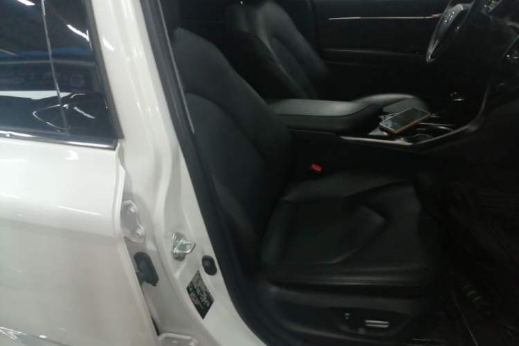 Used Toyota Camry 2023 Dual-Motor 2.5HG Luxury Edition Right Front Seat
