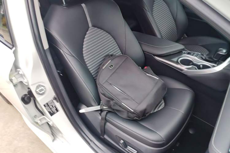 Used Toyota Camry 2023 2.5S Knight Edition Right Front Seat