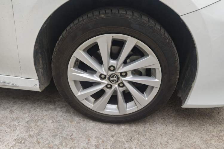 Used Toyota Camry 2023 2.0G Luxury Edition Right Front Wheel Hub