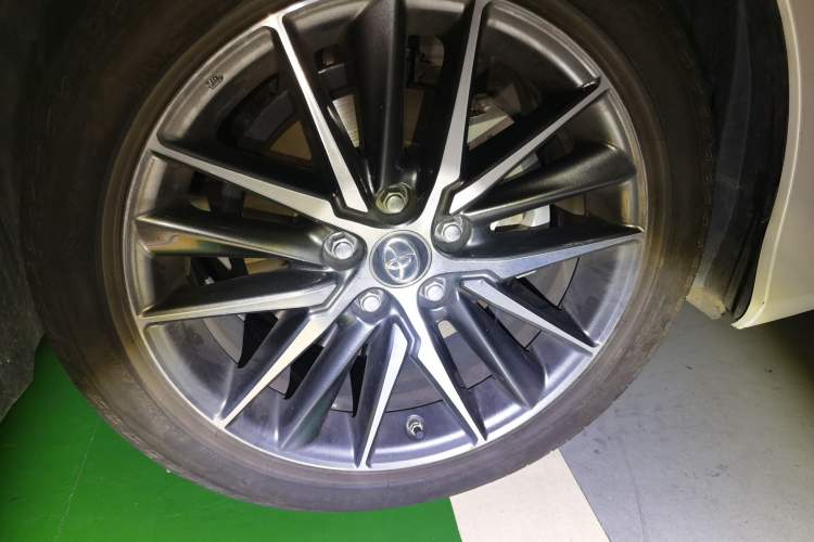 Used Toyota Camry 2023 Dual-Motor 2.5HG Luxury Edition Right Front Wheel Hub