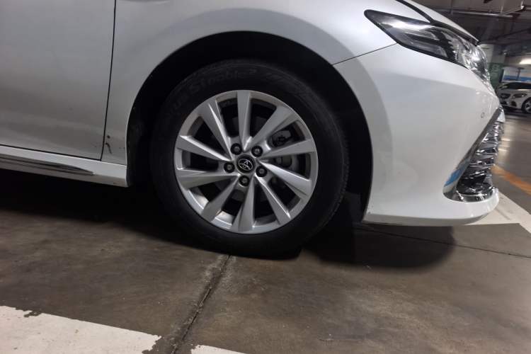 Used Toyota Camry 2023 2.0G Luxury Edition Right Front Wheel Hub