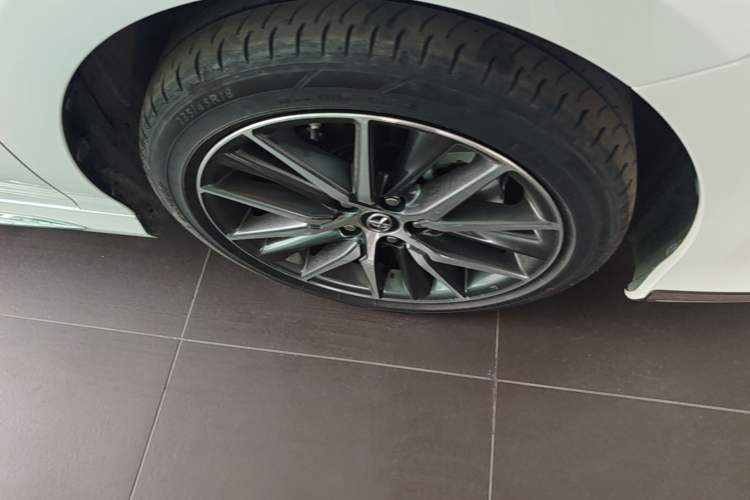 Used Toyota Camry 2023 2.5G Luxury Edition Right Front Wheel Hub