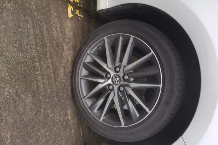 Used Toyota Camry 2023 2.5G Luxury Edition Right Front Wheel Hub