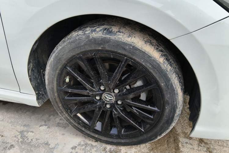 Used Toyota Camry 2023 2.5S Knight Edition Right Front Wheel Hub