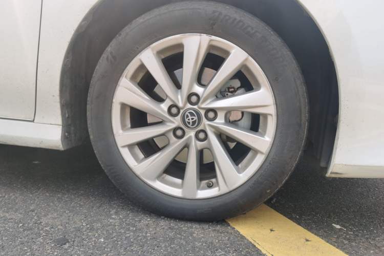 Used Toyota Camry 2023 2.0GVP Premier Edition Right Front Wheel Hub
