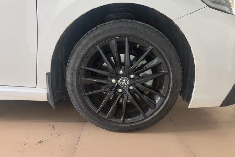 Used Toyota Camry 2023 2.5S Knight Edition Right Front Wheel Hub