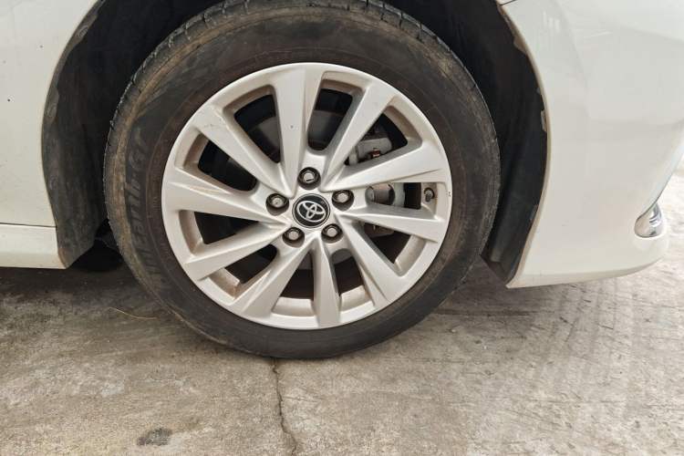 Used Toyota Camry 2023 2.0G Luxury Edition Right Front Wheel Hub