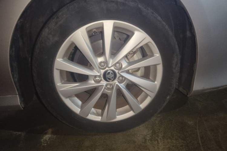 Used Toyota Camry 2023 2.0G Luxury Edition Right Front Wheel Hub