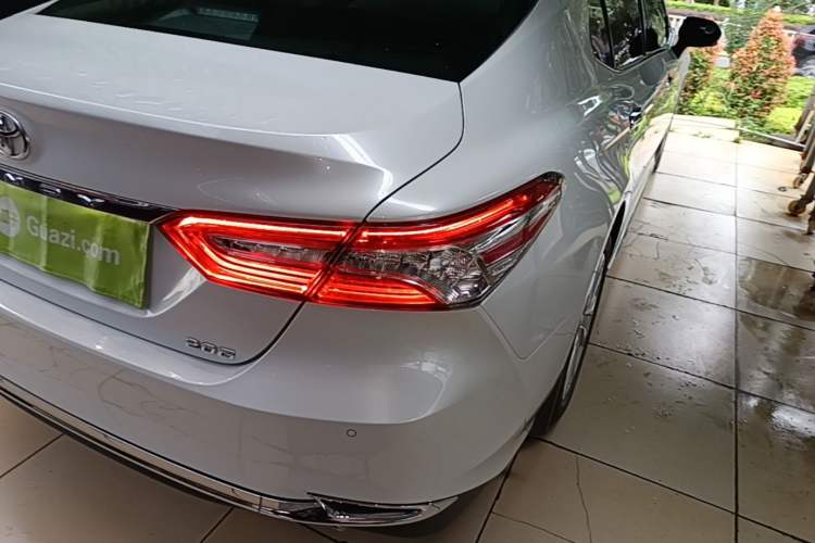 Used Toyota Camry 2023 2.0G Luxury Edition Right Rear Taillight