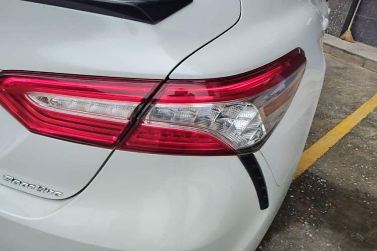 Used Toyota Camry 2023 2.5S Fēngshàng Edition Right Rear Taillight
