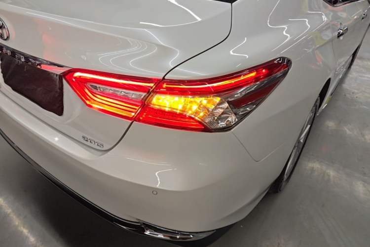 Used Toyota Camry 2023 2.0G Luxury Edition Right Rear Taillight