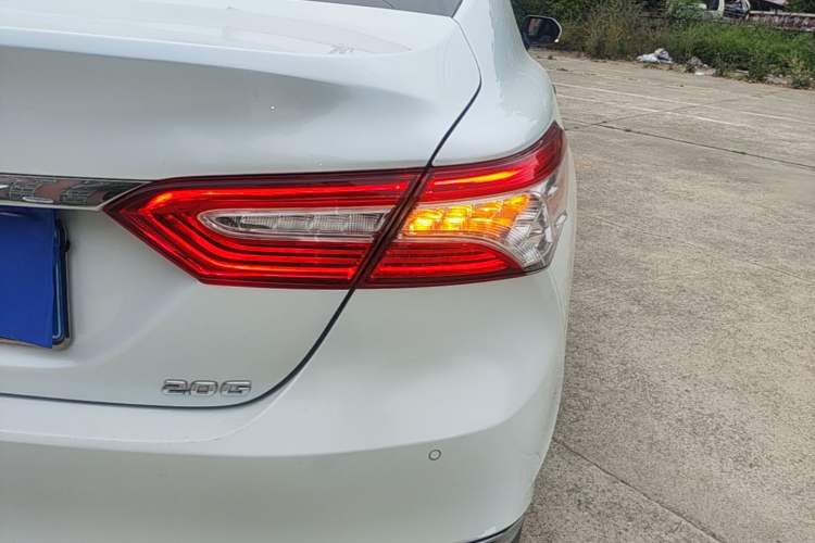 Used Toyota Camry 2023 2.0G Luxury Edition Right Rear Taillight