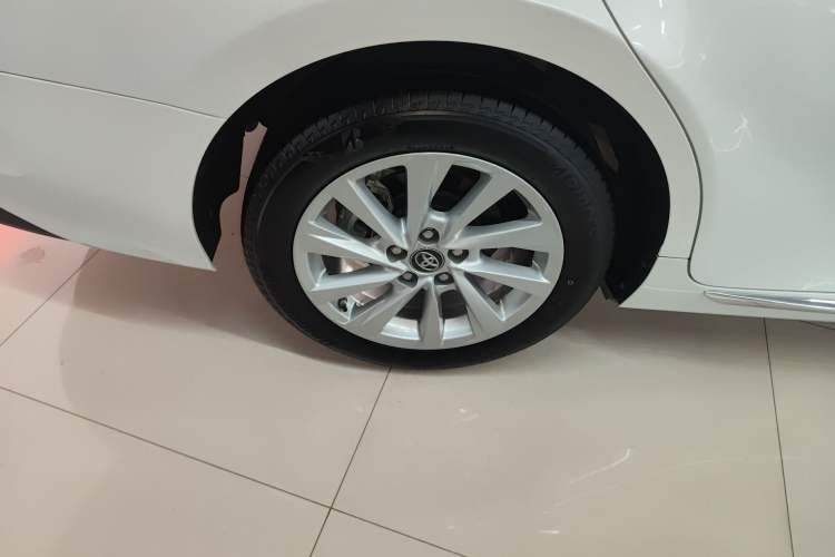 Used Toyota Camry 2023 2.0G Luxury Edition Right Rear Wheel Hub