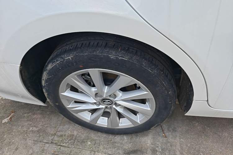 Used Toyota Camry 2023 2.0GVP Premier Edition Right Rear Wheel Hub