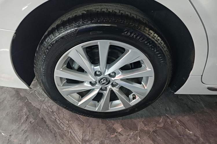 Used Toyota Camry 2023 2.0G Luxury Edition Right Rear Wheel Hub