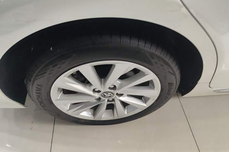 Used Toyota Camry 2023 2.0G Luxury Edition Right Rear Wheel Hub