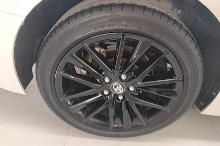 Used Toyota Camry 2023 2.0S Knight Edition Right Rear Wheel Hub