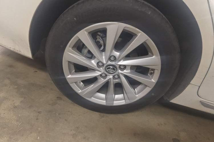 Used Toyota Camry 2023 2.0G Luxury Edition Right Rear Wheel Hub