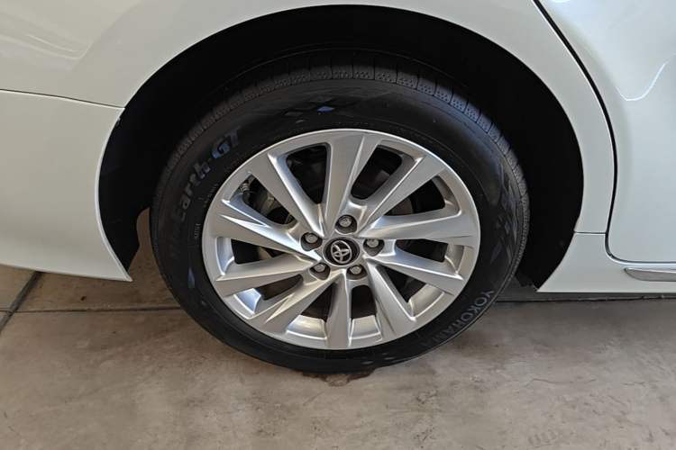 Used Toyota Camry 2023 2.0G Luxury Edition Right Rear Wheel Hub