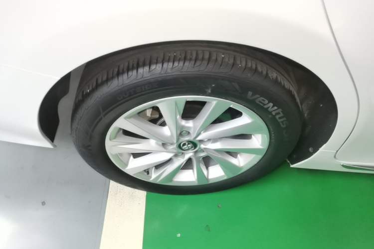 Used Toyota Camry 2023 2.0G Luxury Edition Right Rear Wheel Hub