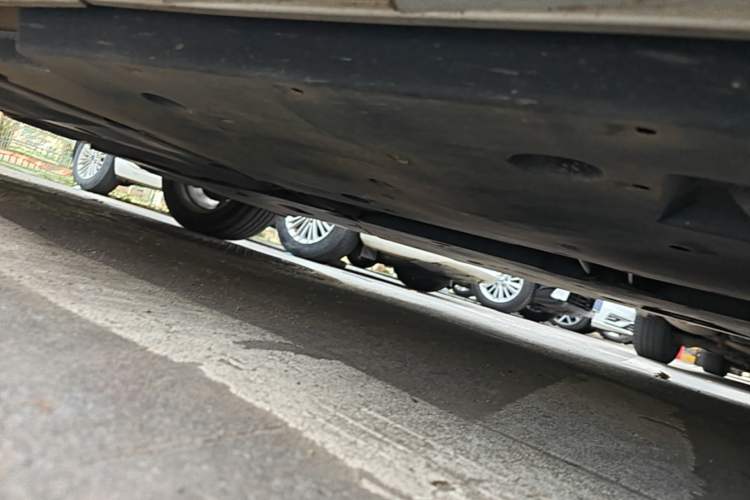 Used Toyota Camry 2023 2.0GVP Premier Edition Right Side Sill