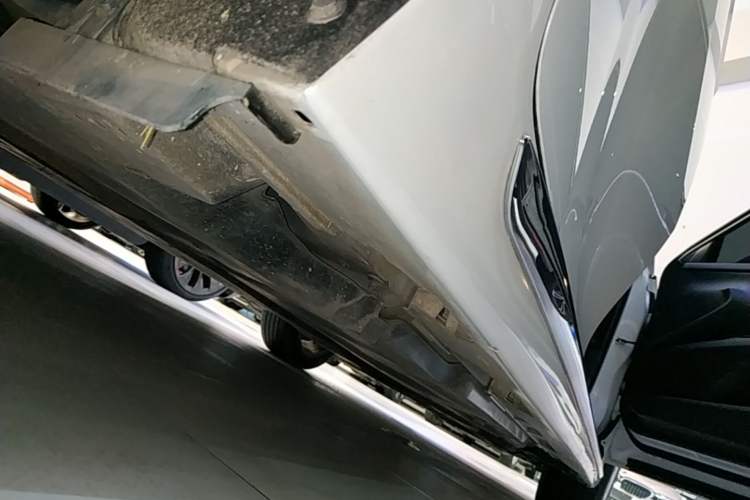 Used Toyota Camry 2023 2.0G Luxury Edition Right Side Sill