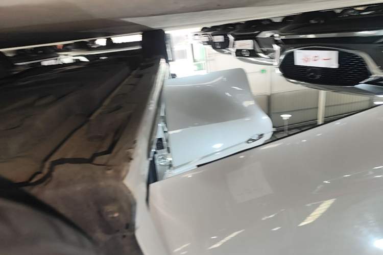 Used Toyota Camry 2023 2.0G Luxury Edition Right Side Sill