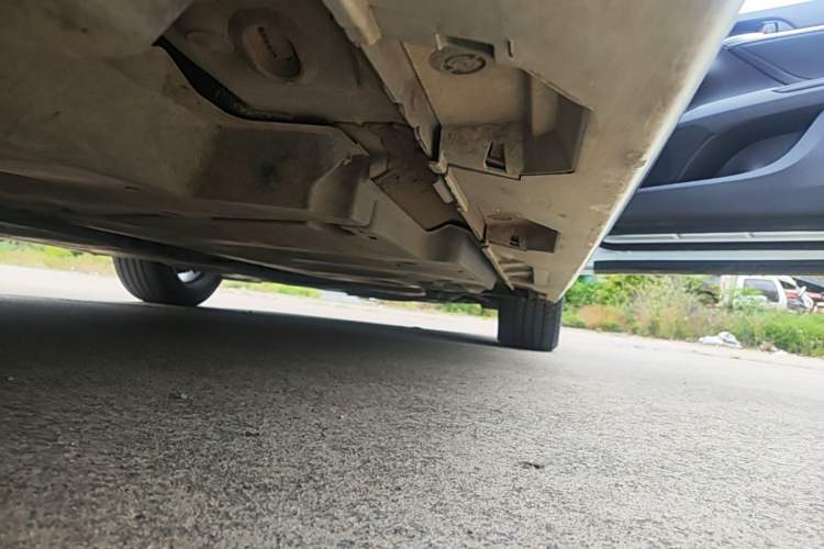 Used Toyota Camry 2023 2.0G Luxury Edition Right Side Sill