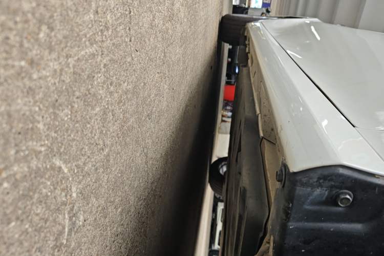 Used Toyota Camry 2023 Dual-Motor 2.5 HGVP Leading Edition Right Side Sill