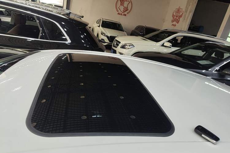 Used Toyota Camry 2023 2.0G Luxury Edition Roof