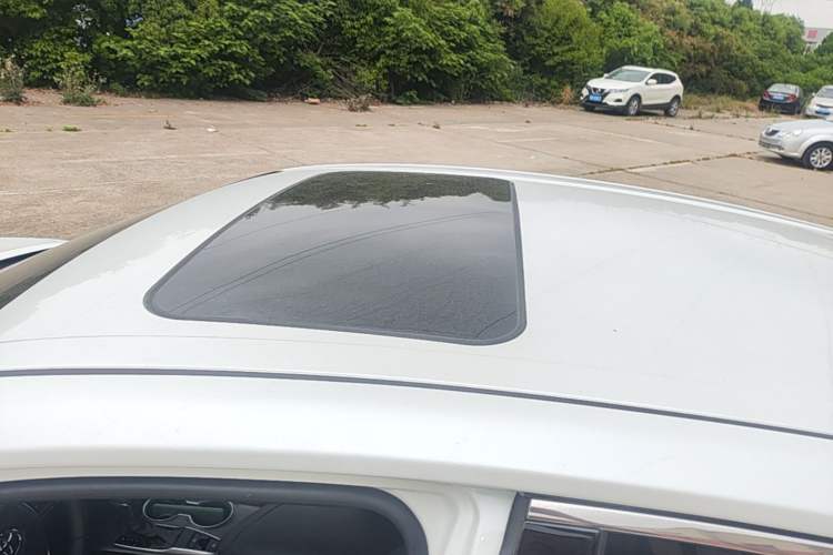 Used Toyota Camry 2023 2.0G Luxury Edition Roof