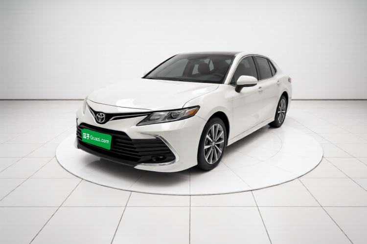 Używany Toyota Camry 2023 Dual-Motor 2.5 HGVP Leading Edition Guazi used car, China used car export, Used car for sale, Used cars, Cheapest cars for sale