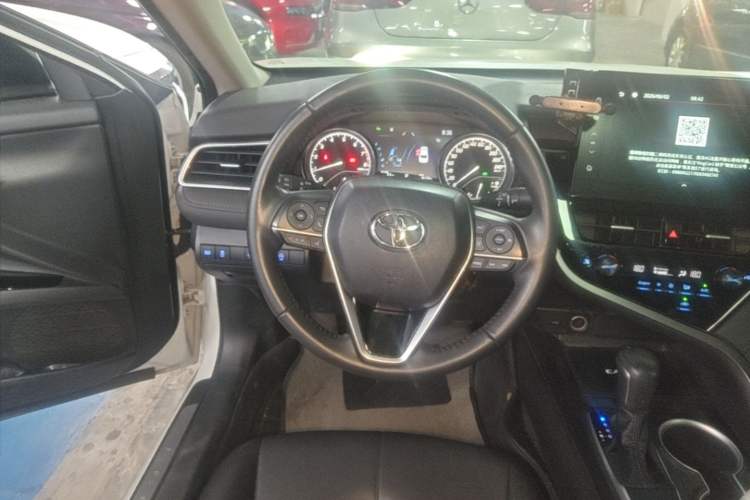 Used Toyota Camry 2023 2.0G Luxury Edition Steering Wheel