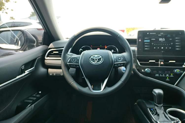 Used Toyota Camry 2023 Dual-Motor 2.5HG Luxury Edition Steering Wheel
