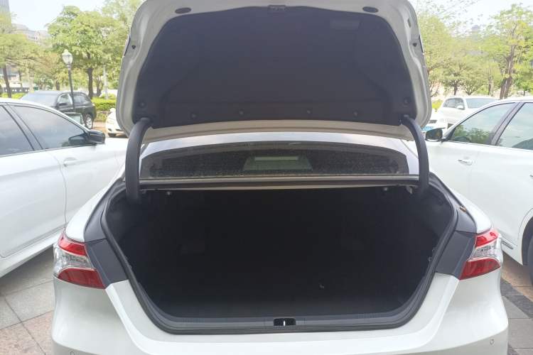 Used Toyota Camry 2023 2.0G Luxury Edition Trunk
