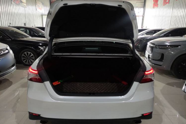 Used Toyota Camry 2023 2.0GVP Premier Edition Trunk