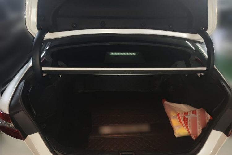 Used Toyota Camry 2023 2.5G Luxury Edition Trunk