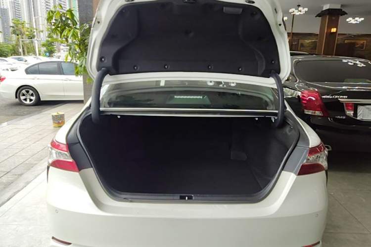 Used Toyota Camry 2023 2.0S FENGSHANG Edition Trunk
