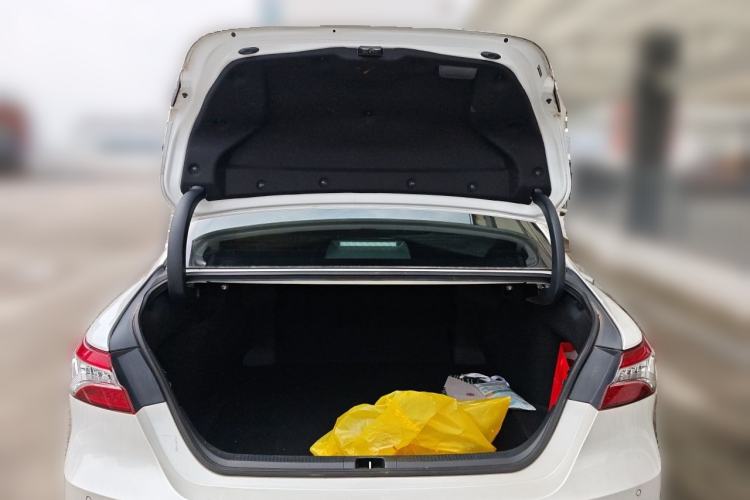 Used Toyota Camry 2023 2.0G Luxury Edition Trunk