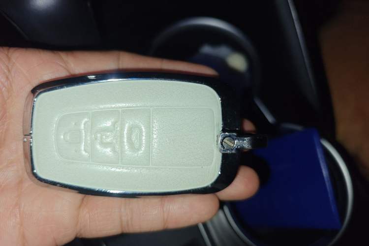 Used Toyota Camry 2023 2.0G Luxury Edition Vehicle Key