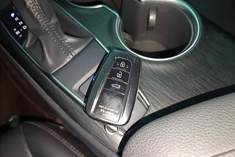 Used Toyota Camry 2023 2.0G Luxury Edition Vehicle Key